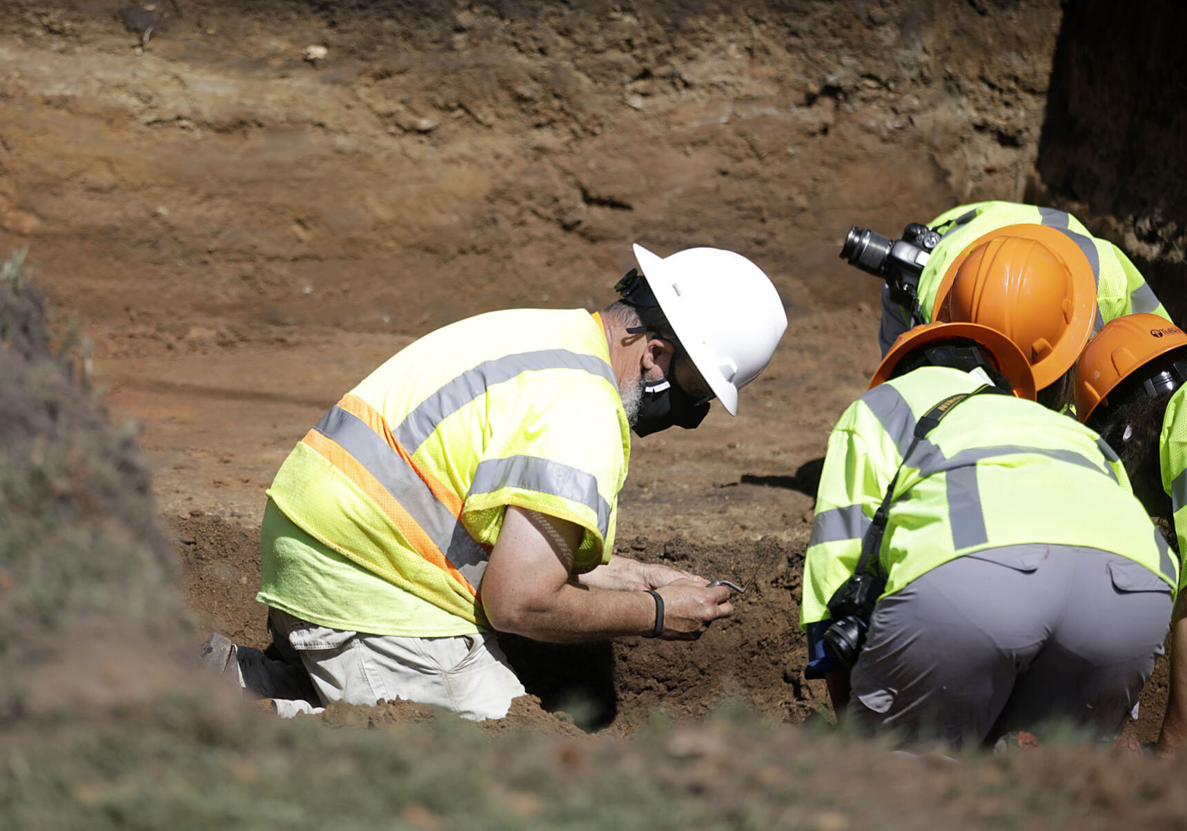 Mass graves search